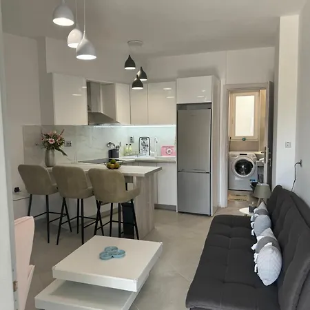 Apartment Caramela House
